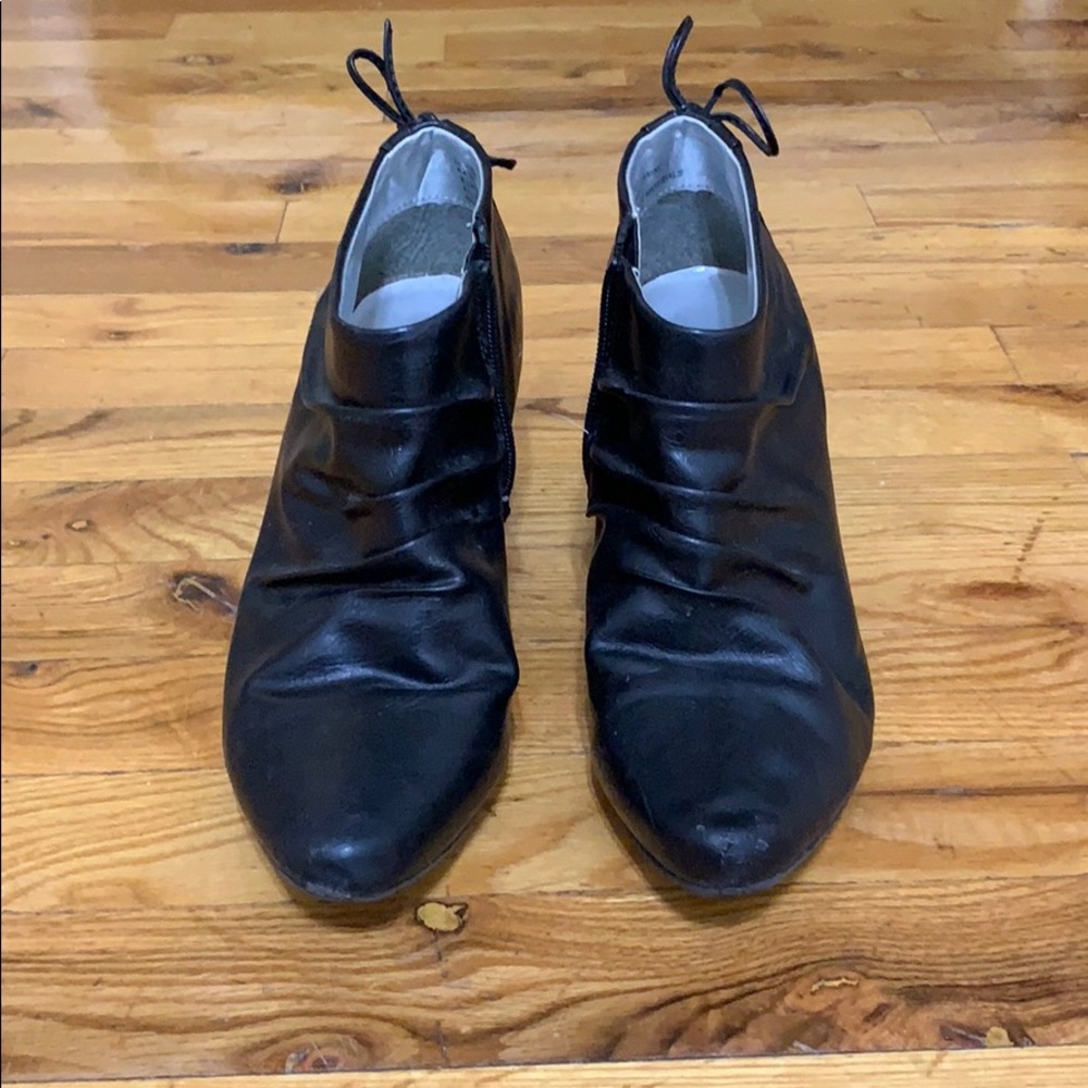Rialto Heeled Booties Black